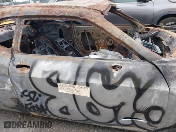 ✅ 2013 Dodge Challenger R/T Classic • VIN: 2C3CDYBT7DH524565 • Lot: 43334434. Wystawiony na IAAI z przebiegiem Nie podano. Bezpłatny archiwum sprzedaży aukcyjnych z USA i szczegółowy raport historii pojazdu na DreamBid. Zdjęcie 12.