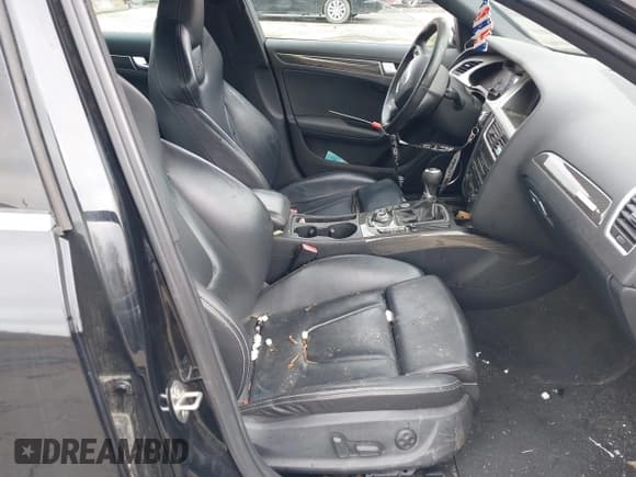 ✅ 2012 Audi S4 Premium Plus • VIN: WAUDGAFL4CA092360 • Lot: 42059231. Wystawiony na IAAI z przebiegiem 172 696 mil. Bezpłatny archiwum sprzedaży aukcyjnych z USA i szczegółowy raport historii pojazdu na DreamBid. Zdjęcie 5.