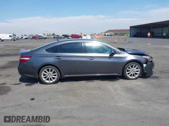 ✅ 2014 Toyota Avalon Limited • VIN: 4T1BK1EB3EU107929 • Lot: 43126942. Listed on IAAI with 108,795 mi. Free auction sales archive from the USA and detailed vehicle history report at DreamBid. Image 14.
