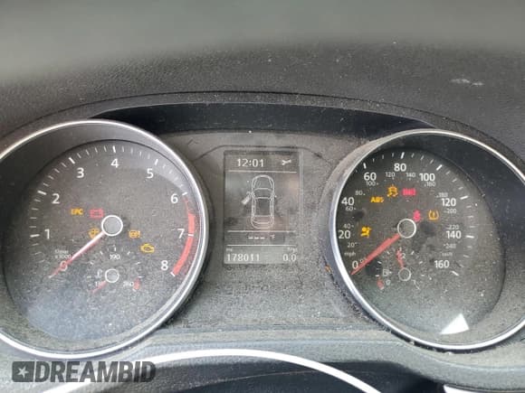 ✅ 2016 Volkswagen Passat S • VIN: 1VWAT7A34GC056459 • Лот: 71258135. Опубликован ранее на Copart с пробегом 178 011 миль. Бесплатный доступ к архиву аукционных продаж из США и подробный отчёт об истории автомобиля на DreamBid. Изображение 9.