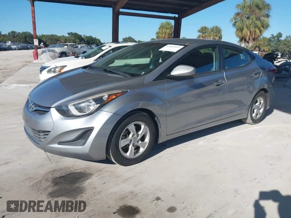 ✅ 2015 Hyundai Elantra SE • VIN: 5NPDH4AE7FH610226 • Lot: 43605897. Listed on IAAI with 209,263 mi. Free auction sales archive from the USA and detailed vehicle history report at DreamBid. Image 2.