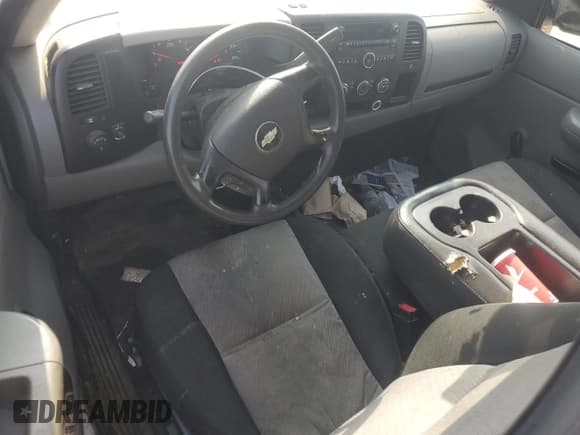 ✅ 2009 Chevrolet Silverado 1500 Work Truck • VIN: 1GCEK14C49Z282050 • Lot: 60484565. Listed on Copart with 153,149 mi. Free auction sales archive from the USA and detailed vehicle history report at DreamBid. Image 8.