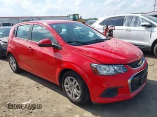 2020 Chevrolet Sonic LT с VIN 1G1JG6SB3L4131561, выставлен на аукционе IAAI как лот 42542183 с пробегом 84 570 миль миль и . История ставок и продаж доступна на DreamBid. Изображение 1.