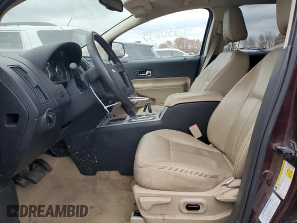 ✅ 2010 Ford Edge Limited • VIN: 2FMDK4KC0ABB34464 • Lot: 91250835. Wystawiony na Copart z przebiegiem 160 251 mil. Bezpłatny archiwum sprzedaży aukcyjnych z USA i szczegółowy raport historii pojazdu na DreamBid. Zdjęcie 7.