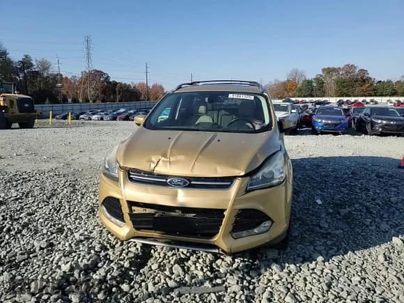 ✅ 2015 Ford Escape Titanium • VIN: 1FMCU0J94FUA28413 • Lot: 91881125. Listed on Copart with 132,622 mi. Free auction sales archive from the USA and detailed vehicle history report at DreamBid. Image 14.