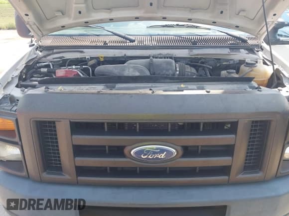 ✅ 2012 Ford Econoline Cargo Commercial • VIN: 1FTNE1EW0CDB13390 • Lot: 42899058. Wystawiony na IAAI z przebiegiem 119 855 mil. Bezpłatny archiwum sprzedaży aukcyjnych z USA i szczegółowy raport historii pojazdu na DreamBid. Zdjęcie 10.