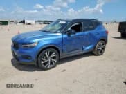 ✅ 2020 Volvo XC40 R-Design • VIN: YV4AC2HM0L2322688 • Лот: 66314165. Опубликован ранее на Copart с пробегом 79 353 миль. Бесплатный доступ к архиву аукционных продаж из США и подробный отчёт об истории автомобиля на DreamBid. Изображение 1.