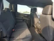 ✅ 2020 Chevrolet Silverado 1500 Custom • VIN: 3GCPWBEH1LG137536 • Lot: 72435284. Wystawiony na Copart z przebiegiem 78 881 mil. Bezpłatny archiwum sprzedaży aukcyjnych z USA i szczegółowy raport historii pojazdu na DreamBid. Zdjęcie 11.