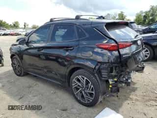 ✅ 2023 Hyundai Kona N Line • VIN: KM8K3CA38PU953595 • Lot: 64713303. Wystawiony na Copart z przebiegiem 11 068 mil mil. Skorzystaj z bezpłatnego archiwum sprzedaży aukcyjnych z USA i zobacz szczegółowy raport historii pojazdu na DreamBid. Zdjęcie 2.