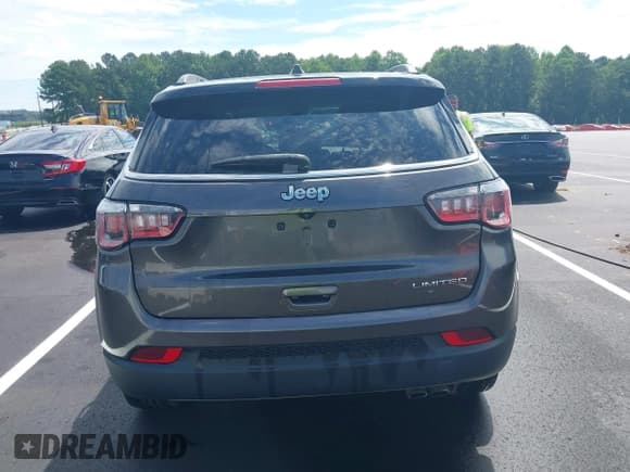 ✅ 2020 Jeep Compass Limited • VIN: 3C4NJCCB4LT198607 • Lot: 42903408. Listed on IAAI with 110,076 mi. Free auction sales archive from the USA and detailed vehicle history report at DreamBid. Image 16.