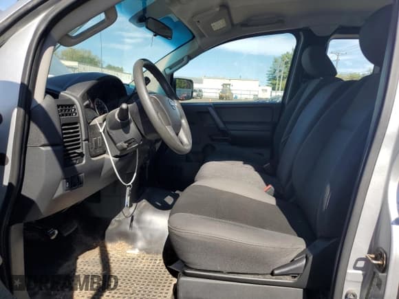 ✅ 2013 Nissan Titan S • VIN: 1N6BA0CH1DN312776 • Lot: 84483885. Wystawiony na Copart z przebiegiem 71 688 mil. Bezpłatny archiwum sprzedaży aukcyjnych z USA i szczegółowy raport historii pojazdu na DreamBid. Zdjęcie 7.