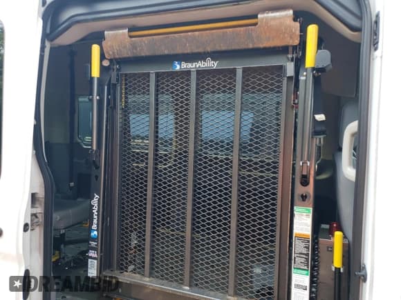 ✅ 2016 Ford Transit Passenger XL • VIN: 1FBAX2XM3GKB16851 • Лот: 66915755. Опубликован ранее на Copart с пробегом 150 200 миль. Бесплатный доступ к архиву аукционных продаж из США и подробный отчёт об истории автомобиля на DreamBid. Изображение 11.