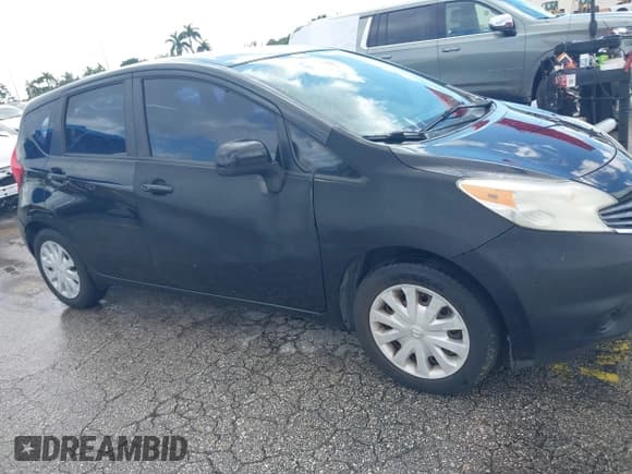 ✅ 2014 Nissan Note SV • VIN: 3N1CE2CP1EL376352 • Lot: 43372714. Listed on IAAI with 264,080 mi. Free auction sales archive from the USA and detailed vehicle history report at DreamBid. Image 12.