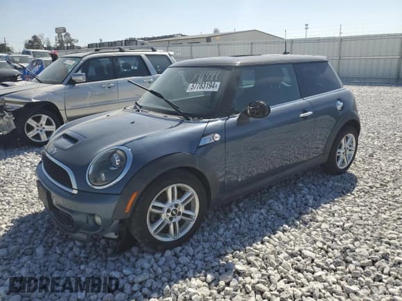 ✅ 2011 MINI Hardtop S • VIN: WMWSV3C51BTY11999 • Lot: 57783194. Listed on Copart with 135,356 mi. Free auction sales archive from the USA and detailed vehicle history report at DreamBid. Image 1.