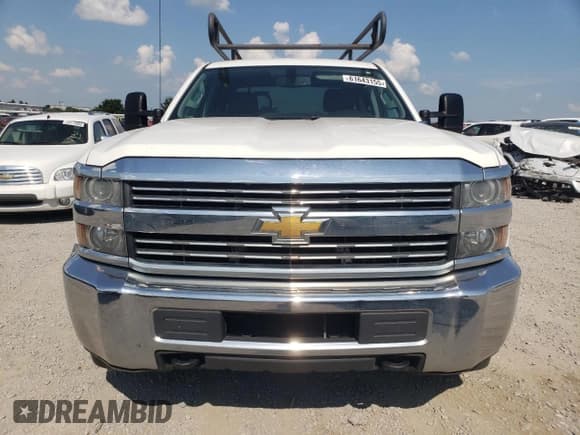 ✅ 2015 Chevrolet Silverado 2500HD • VIN: 1GB2KUEG6FZ131927 • Лот: 61643155. Опубликован ранее на Copart с пробегом 183 962 миль. Бесплатный доступ к архиву аукционных продаж из США и подробный отчёт об истории автомобиля на DreamBid. Изображение 5.