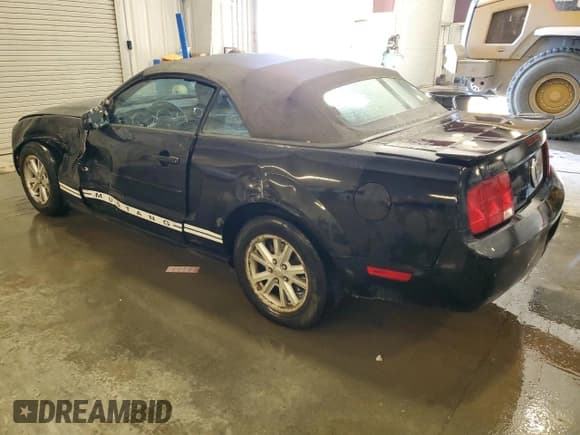 ✅ 2007 Ford Mustang Deluxe • VIN: 1ZVFT84N875344806 • Lot: 82203135. Listed on Copart with 160,404 mi. Free auction sales archive from the USA and detailed vehicle history report at DreamBid. Image 2.