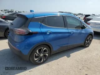 ✅ 2022 Chevrolet Bolt EV 2LT • VIN: 1G1FX6S05N4122822 • Lot: 58035304. Wystawiony na Copart z przebiegiem Nie podano. Bezpłatny archiwum sprzedaży aukcyjnych z USA i szczegółowy raport historii pojazdu na DreamBid. Zdjęcie 3.
