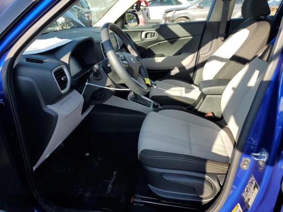 ✅ 2024 Hyundai Venue SEL • VIN: KMHRC8A38RU306287 • Lot: 85950524. Listed on Copart with 6,044 mi. Free auction sales archive from the USA and detailed vehicle history report at DreamBid. Image 7.