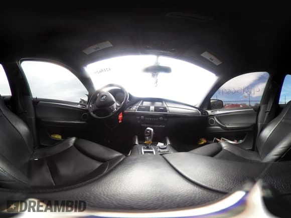 ✅ 2013 BMW X6 M • VIN: 5YMGZ0C52DLL29807 • Lot: 42156293. Listed on IAAI with 152,025 mi. Free auction sales archive from the USA and detailed vehicle history report at DreamBid. Image 19.