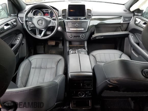 ✅ 2017 Mercedes-Benz GLE 350 • VIN: 4JGDA5HB0HA982339 • Lot: 86454775. Listed on Copart with 118,436 mi. Free auction sales archive from the USA and detailed vehicle history report at DreamBid. Image 8.