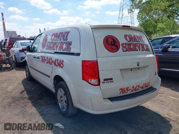 ✅ 2013 Ram Cargo Van Tradesman • VIN: 2C4JRGAG7DR545090 • Lot: 42204818. Listed on IAAI with 255,715 mi. Free auction sales archive from the USA and detailed vehicle history report at DreamBid. Image 3.