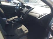 ✅ 2016 Ford Focus SE • VIN: 1FADP3F23GL306423 • Lot: 42141567. Listed on IAAI with 58,544 mi. Free auction sales archive from the USA and detailed vehicle history report at DreamBid. Image 5.