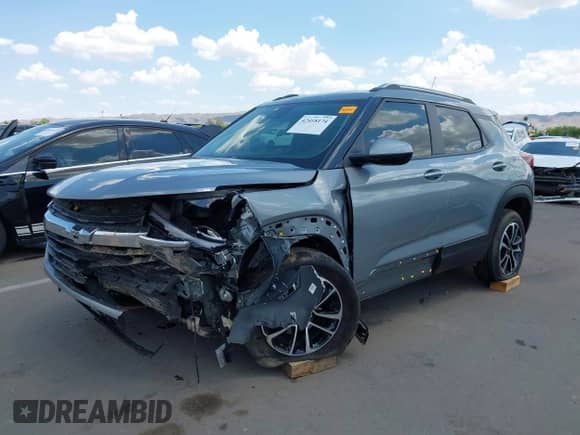 2024 Chevrolet TrailBlazer LT с VIN KL79MPS20RB102237, выставлен на аукционе IAAI как лот 42418174 с пробегом 14 127 миль миль и . История ставок и продаж доступна на DreamBid. Изображение 2.