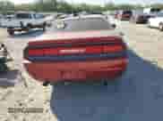 2014 Dodge Challenger R/T 100th Anniversary Appearance z VIN 2C3CDYBT1EH310771, wystawiony jako Copart lot #74515204 z przebiegiem Nie podano mil oraz Czysty tytuł • Clean title. Historia ofert i sprzedaży dostępna na DreamBid. Obrazek 6.