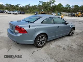 ✅ 2012 Volvo C70 T5 • VIN: YV1672MC1CJ128021 • Лот: 74623754. Опубликован ранее на Copart с пробегом Не указан. Бесплатный доступ к архиву аукционных продаж из США и подробный отчёт об истории автомобиля на DreamBid. Изображение 3.
