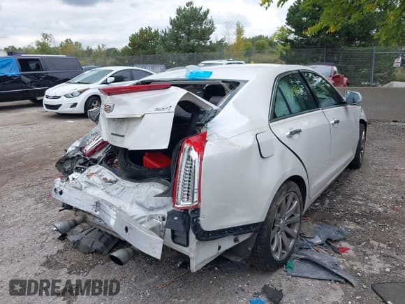 ✅ 2018 Cadillac ATS Luxury AWD • VIN: 1G6AF5SX2J0175512 • Lot: 43298130. Listed on IAAI with Not provided. Free auction sales archive from the USA and detailed vehicle history report at DreamBid. Image 20.