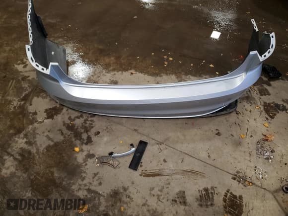 ✅ 2016 Volkswagen Jetta SEL • VIN: 3VWL17AJ9GM333697 • Lot: 86783005. Wystawiony na Copart z przebiegiem 79 863 mil. Bezpłatny archiwum sprzedaży aukcyjnych z USA i szczegółowy raport historii pojazdu na DreamBid. Zdjęcie 12.