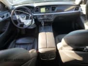 ✅ 2015 Hyundai Genesis 3.8L • VIN: KMHGN4JE1FU047469 • Lot: 80134194. Wystawiony na Copart z przebiegiem 146 145 mil. Bezpłatny archiwum sprzedaży aukcyjnych z USA i szczegółowy raport historii pojazdu na DreamBid. Zdjęcie 8.