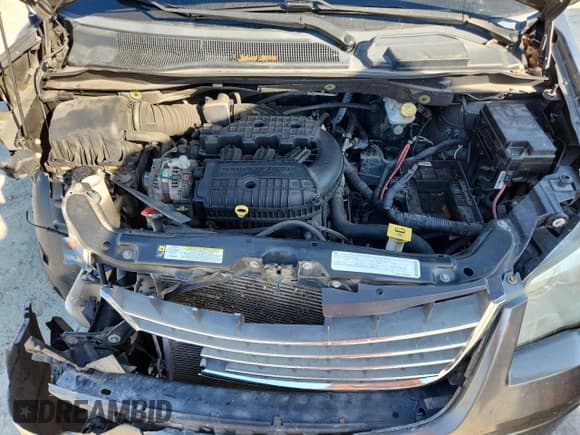 ✅ 2010 Chrysler Town & Country Touring Plus • VIN: 2A4RR8DX1AR334221 • Lot: 91305345. Wystawiony na Copart z przebiegiem 281 649 mil. Bezpłatny archiwum sprzedaży aukcyjnych z USA i szczegółowy raport historii pojazdu na DreamBid. Zdjęcie 12.