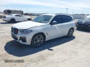 ✅ 2018 BMW X3 M40i • VIN: 5UXTS3C51J0Z00227 • Lot: 41795078. Wystawiony na IAAI z przebiegiem 97 003 mil. Bezpłatny archiwum sprzedaży aukcyjnych z USA i szczegółowy raport historii pojazdu na DreamBid. Zdjęcie 17.