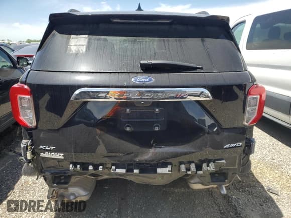 ✅ 2023 Ford Explorer XLT • VIN: 1FMSK8DH5PGC11015 • Lot: 53669395. Wystawiony na Copart z przebiegiem 11 790 mil. Bezpłatny archiwum sprzedaży aukcyjnych z USA i szczegółowy raport historii pojazdu na DreamBid. Zdjęcie 6.