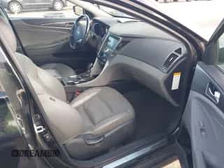 2015 Hyundai Sonata Limited z VIN KMHEC4A49FA118956, wystawiony jako IAAI lot #43619936 z przebiegiem 206 012 mil mil oraz . Historia ofert i sprzedaży dostępna na DreamBid. Obrazek 5.