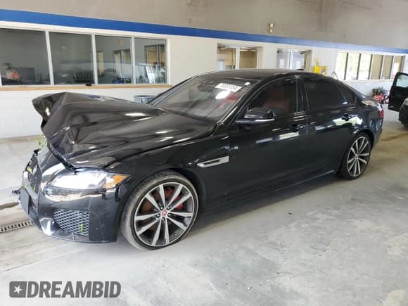 ✅ 2016 Jaguar XF S • VIN: SAJBM4BV0GCY13717 • Лот: 70385854. Опубликован ранее на Copart с пробегом 82 592 миль. Бесплатный доступ к архиву аукционных продаж из США и подробный отчёт об истории автомобиля на DreamBid. Изображение 1.