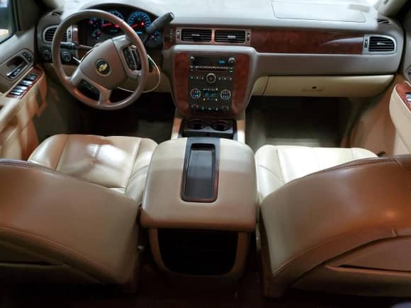 2013 Chevrolet Silverado 1500 LTZ z VIN 3GCPKTE71DG202993, wystawiony jako Copart lot #90697085 z przebiegiem 220 770 mil mil oraz Czysty tytuł • Clean title. Historia ofert i sprzedaży dostępna na DreamBid. Obrazek 8.