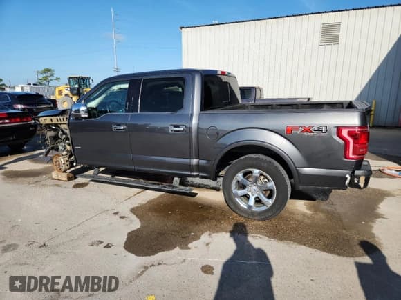 ✅ 2017 Ford F-150 XL • VIN: 1FTEW1EG1HFC78642 • Lot: 85286825. Listed on Copart with 105,468 mi. Free auction sales archive from the USA and detailed vehicle history report at DreamBid. Image 2.