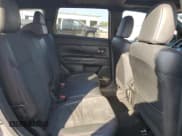 ✅ 2020 Mitsubishi Outlander ES • VIN: JA4AZ3A38LZ037571 • Lot: 84609485. Wystawiony na Copart z przebiegiem 135 039 mil. Bezpłatny archiwum sprzedaży aukcyjnych z USA i szczegółowy raport historii pojazdu na DreamBid. Zdjęcie 11.