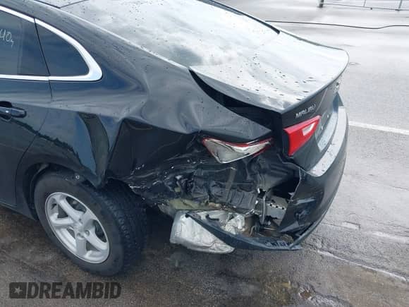 2018 Chevrolet Malibu LS с VIN 1G1ZC5ST9JF199656, выставлен на аукционе IAAI как лот 42512022 с пробегом 64 040 миль миль и . История ставок и продаж доступна на DreamBid. Изображение 6.