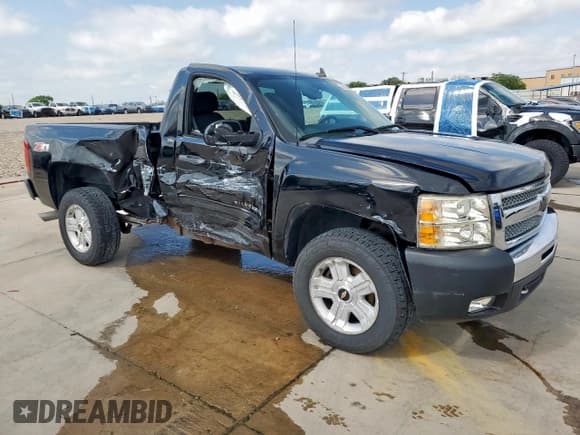 ✅ 2013 Chevrolet Silverado 1500 • VIN: 1GCNKSEA8DZ171335 • Lot: 53523625. Wystawiony na Copart z przebiegiem 83 664 mil. Bezpłatny archiwum sprzedaży aukcyjnych z USA i szczegółowy raport historii pojazdu na DreamBid. Zdjęcie 4.