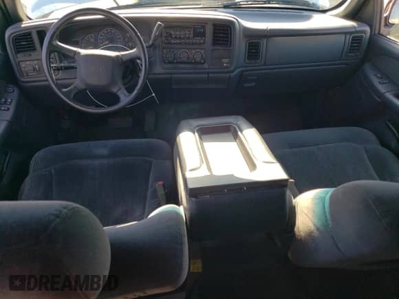 2002 Chevrolet Silverado 1500 with VIN 1GCEC19T02E150146, listed as a Copart auction lot 77425664 with 295,228 mi miles and Salvage title. Bid and sale history available at DreamBid. Image 8.