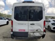 ✅ 2018 Ford Transit • VIN: 1FTYE1CM3JKA71790 • Lot: 84524545. Wystawiony na Copart z przebiegiem 231 045 mil. Bezpłatny archiwum sprzedaży aukcyjnych z USA i szczegółowy raport historii pojazdu na DreamBid. Zdjęcie 6.