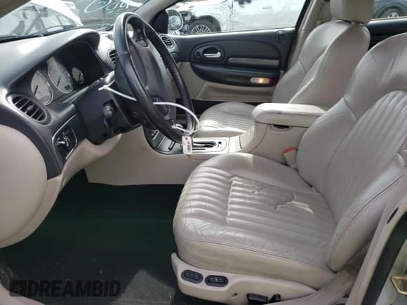 ✅ 2002 Chrysler 300M M • VIN: 2C3AE76K52H251591 • Lot: 49001595. Listed on Copart with 93,330 mi. Free auction sales archive from the USA and detailed vehicle history report at DreamBid. Image 7.