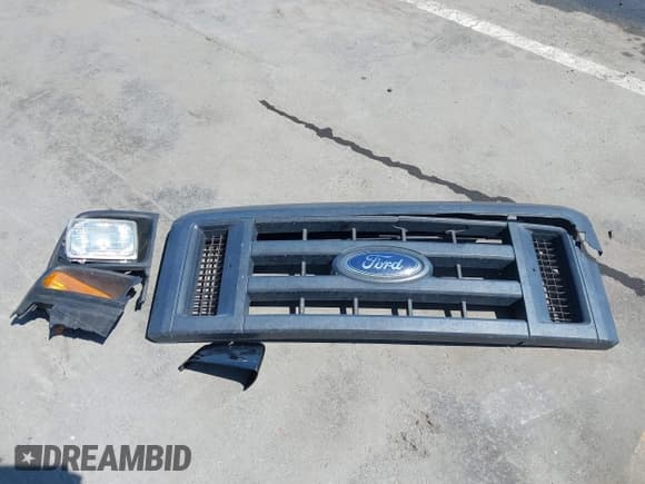 ✅ 2013 Ford Econoline Cargo Commercial • VIN: 1FTNE1EW2DDA35728 • Lot: 42503659. Listed on IAAI with 195,340 mi. Free auction sales archive from the USA and detailed vehicle history report at DreamBid. Image 12.