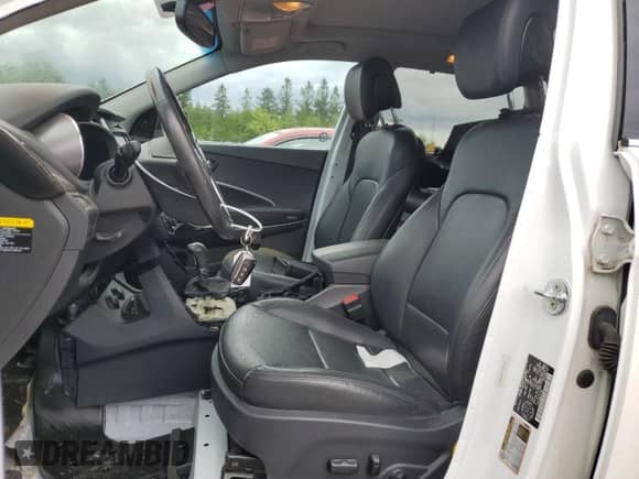 ✅ 2016 Hyundai Santa Fe Limited • VIN: 5XYZUDLA0GG320673 • Lot: 61280824. Wystawiony na Copart z przebiegiem 134 211 mil mil. Skorzystaj z bezpłatnego archiwum sprzedaży aukcyjnych z USA i zobacz szczegółowy raport historii pojazdu na DreamBid. Zdjęcie 7.