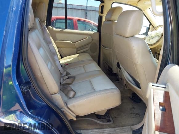 ✅ 2006 Ford Explorer Eddie Bauer • VIN: 1FMEU64856UA50192 • Lot: 42321295. Listed on IAAI with 294,037 mi. Free auction sales archive from the USA and detailed vehicle history report at DreamBid. Image 8.