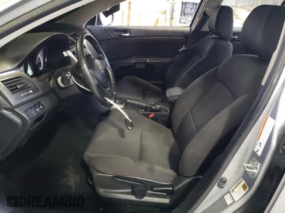 ✅ 2012 Suzuki Kizashi S • VIN: JS2RF9A11C6100083 • Лот: 71370744. Опубликован ранее на Copart с пробегом 178 400 миль. Бесплатный доступ к архиву аукционных продаж из США и подробный отчёт об истории автомобиля на DreamBid. Изображение 7.