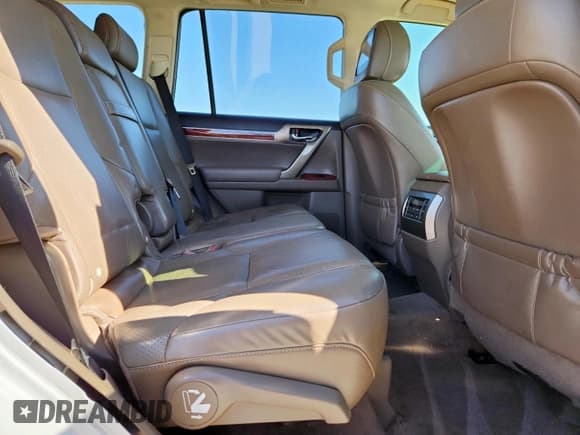 ✅ 2013 Lexus GX 460 • VIN: JTJBM7FX8D5058681 • Lot: 90618055. Wystawiony na Copart z przebiegiem 177 626 mil. Bezpłatny archiwum sprzedaży aukcyjnych z USA i szczegółowy raport historii pojazdu na DreamBid. Zdjęcie 11.
